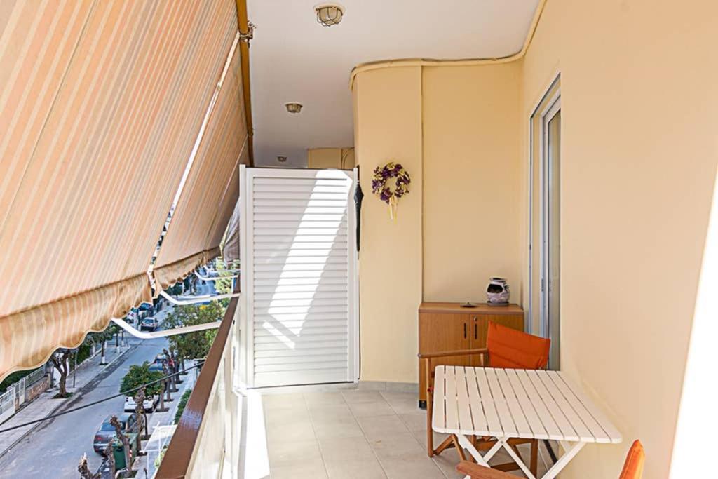 Cozy Flat With 1 Bedroom Next To Metro Station Athens Exterior photo
